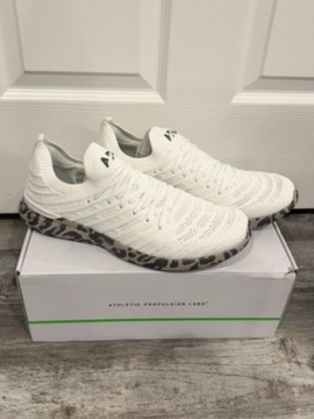 APL TechLoom Wave NWB Sneakers, Men's 11